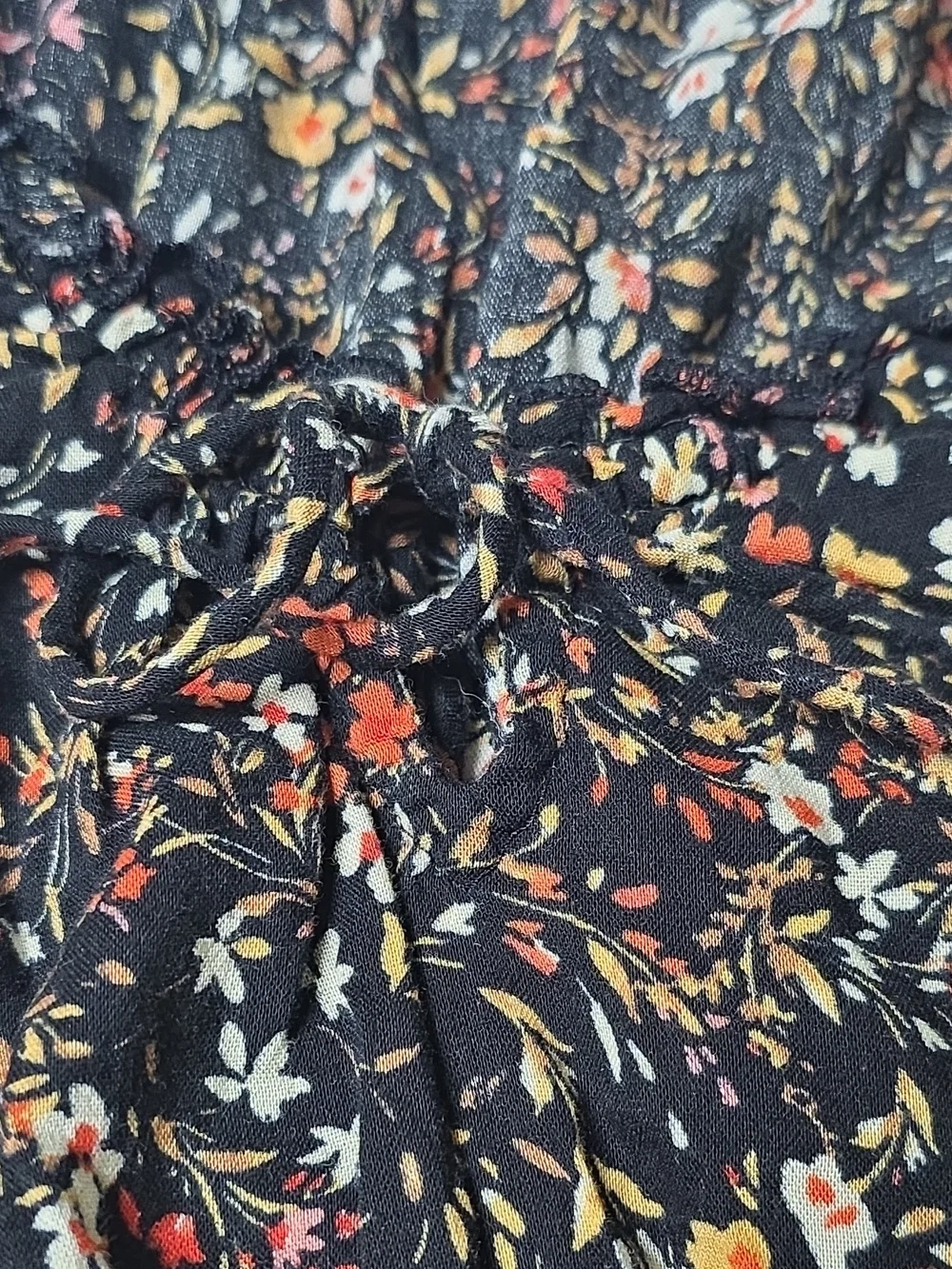 Old Navy Black Floral Smocked Peplum Top - Women